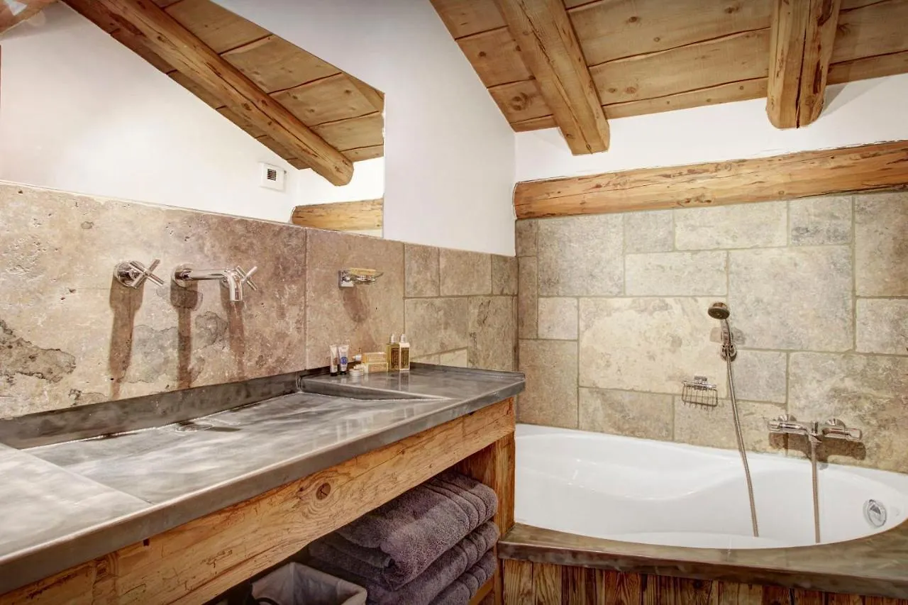Lodge Fauspe - Snowlodge La Clusaz France